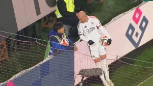 Vaclav Cerny’nin top toplayıcı çocukla diyaloğu dikkat çekti