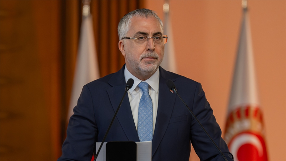 Vedat Işıkhan, TÜRK-İŞ Genel Başkanı Ergün Atalay’la görüştü