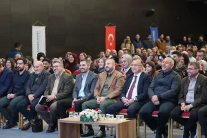 Yeni Medya Akademi Mezunları Sertifikalarını Aldı
