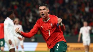 Yılın en çok kazanan futbolcusu Cristiano Ronaldo oldu