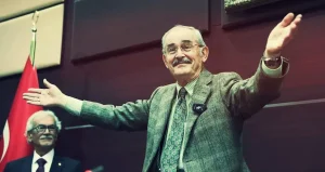 Yılmaz Büyükerşen siyaseti bıraktığını açıkladı