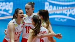 18 Yaş Altı Kadın Milli Voleybol Takımı, yarı finale çıktı