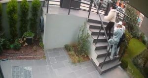 2 evden 1 milyon liralık ziynet eşya çalan hırsızlar yakalandı