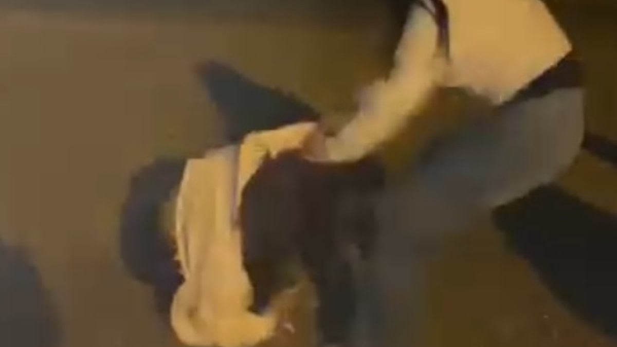 Adana’da akran zorbalığı: Genç kızı feci şekilde darbettiler