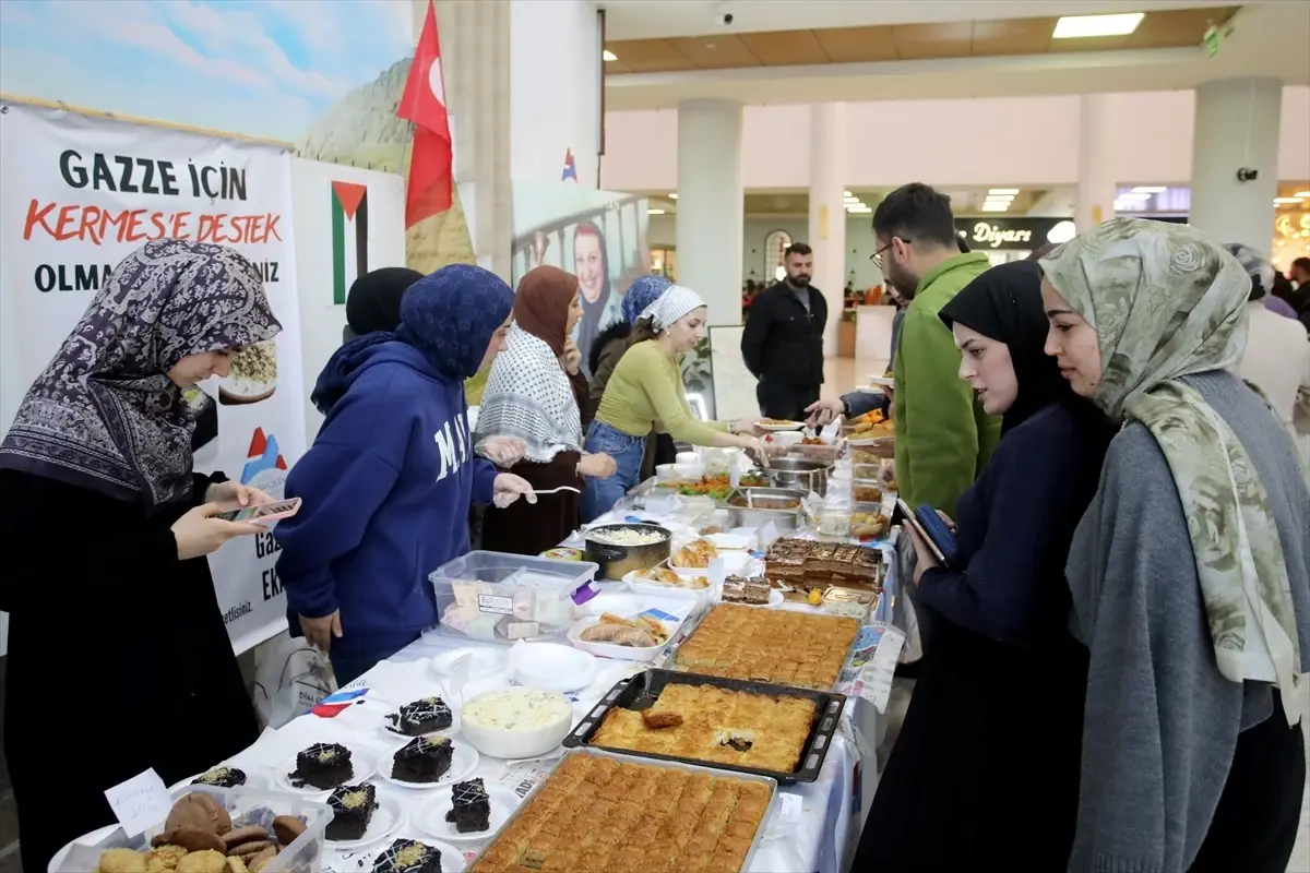 Ağrı’da Gazze İçin Kermes Düzenlendi