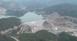 AKP’li değilsen su bile yok