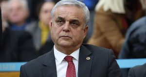 AKP’ye geçeceği belirtilen isim için çarpıcı iddia: ‘Kılıçdaroğlu’ndan helallik istemiş’