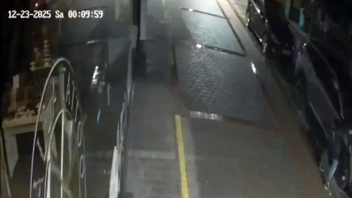 Alanya’da Araçların Lastikleri Patlatıldı