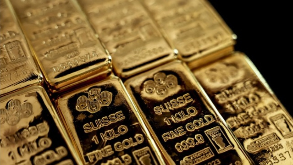 Altın son bir haftanın en yüksek seviyesinde