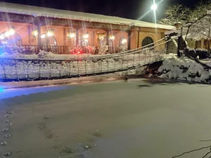 Ambar Köy’deki Göl Dondu, Ördekler Yürümeye Başladı