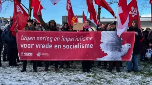 Amsterdam’da ABD’nin Venezuela Müdahalesine Protesto