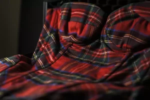 Amy Winehouse’un Kanlı Pabuçları Türk Koleksiyonerin Arşivinde