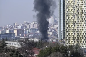 Ankara’da Emniyet Otoparkında Yangın