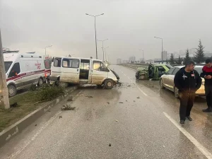 Antakya’da Zincirleme Trafik Kazası