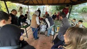 Antalya’da Foseptiğe Düşen Çocuk Kurtarıldı