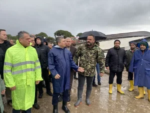 Antalya’da Hortum Zararları İncelendi