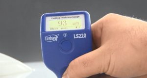 Aracının modifiye olduğunu öğrenince hastaneye kaldırıldı!