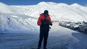 Ardanuç’ta Çığ Altında Kayıp Çoban İçin Aramalar Sürüyor