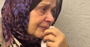 Artık sözüm yok, gözümün yaşı hiç geçmiyor