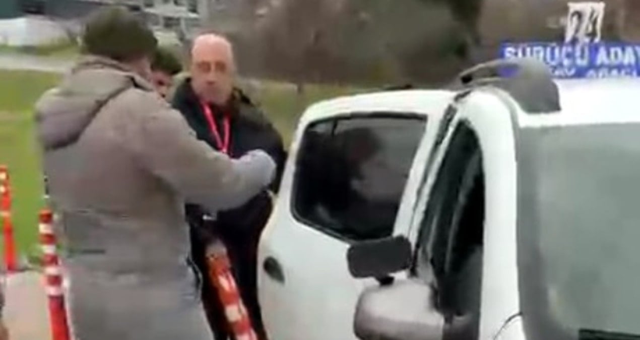 Avcılar’da ehliyet sınavından 7’nci kez kalan genç duruma tepki gösterdi