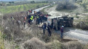 Aydın’da kamyonetin tali yola yuvarlanması sonucu 1 kişi hayatını kaybetti