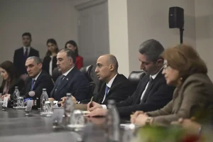 Bakan Tekin ve Amrullayev’den Eğitim İşbirliği