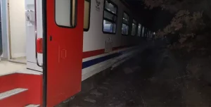 Balıkesir’de Toprak Kayması: Tren Raydan Çıktı