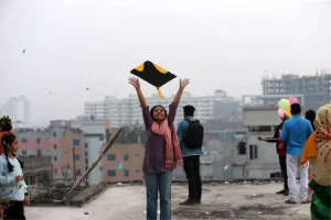 Bangladeş’te Renkli Sakrain Festivali