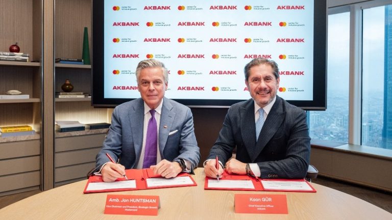 Banka özel sektör iş biliğiyle Kadın KOBİ’lerin dönüşümüne güç katılıyor