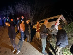 Bartın’da Minibüs Devrildi: 4 Yaralı