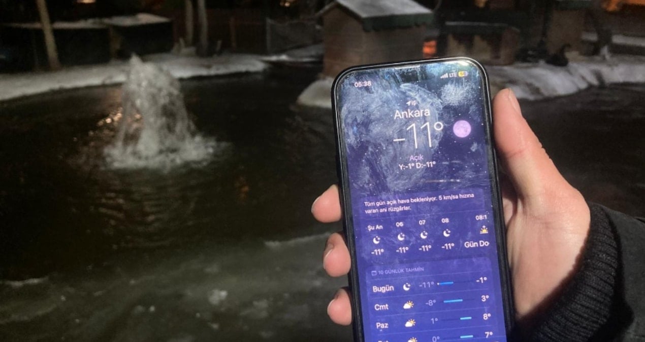 Başkentin simgesi buz tuttu! Hava -11 dereceye kadar düştü