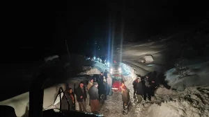 Bayram Özmen’in Cenazesi Karla Mücadele Sonrası Toprağa Verildi