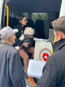 Bebeğiyle Keşfe Çıkan Hakime Tebrik