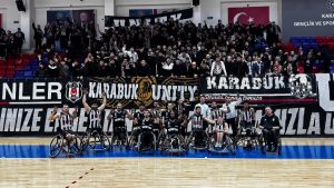 Beşiktaş, Karabük Demir Kartalspor’u farklı geçti