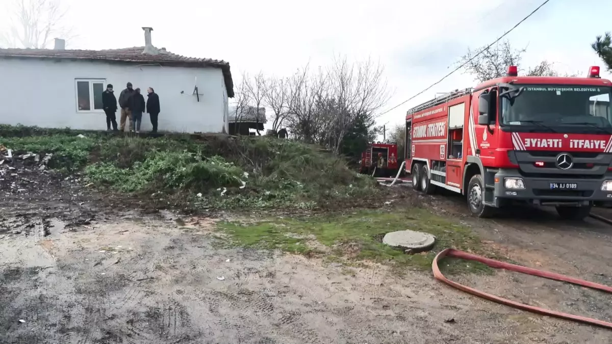 Beykoz’da Gecekonduda Yangın