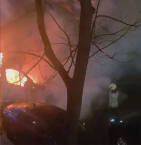 Beylikdüzü’nde Öğrenci Servisinde Yangın