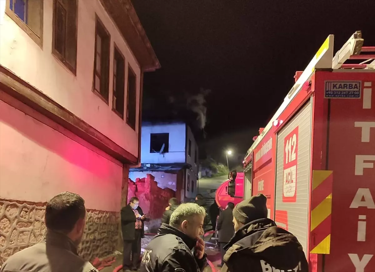 Beypazarı’nda Ahşap Evde Yangın Çıktı