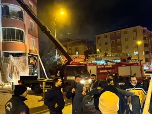 Bilecik’te Yangın: 5 Kişi Dumandan Etkilendi