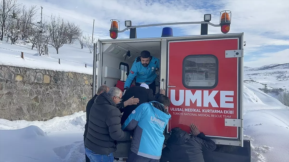 Bingöl’de Hasta UMKE ile Kurtarıldı