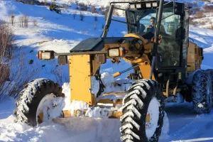 Bingöl’de Kar Yolu Kapatıyor