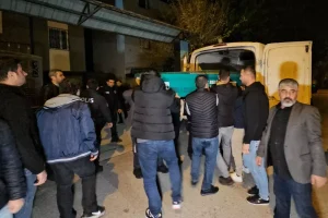 Biri engelli 2 çocuğunu silahla öldürdükten sonra intihar etti