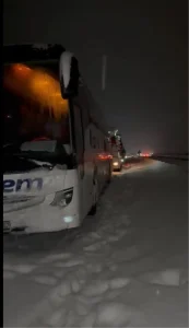 Bolu’da Kar Kalınlığı 1 Metreye Ulaştı