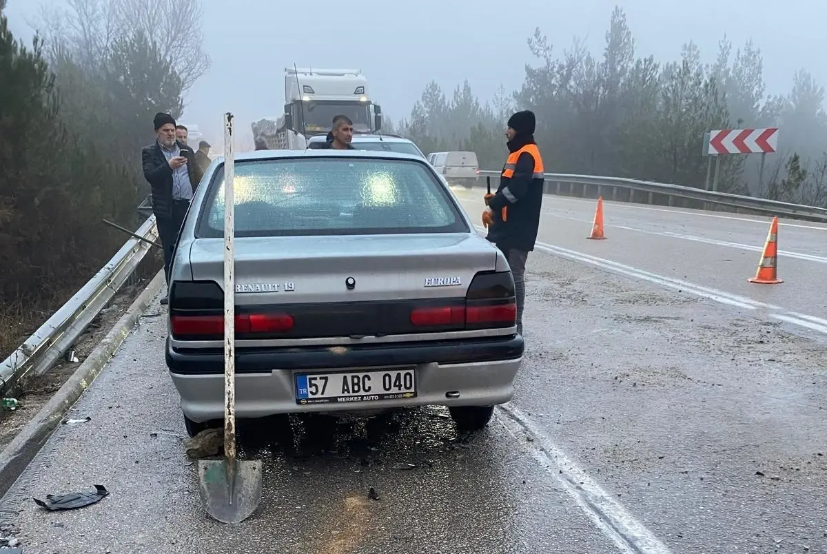 Boyabat’ta Trafik Kazası: 1 Yaralı
