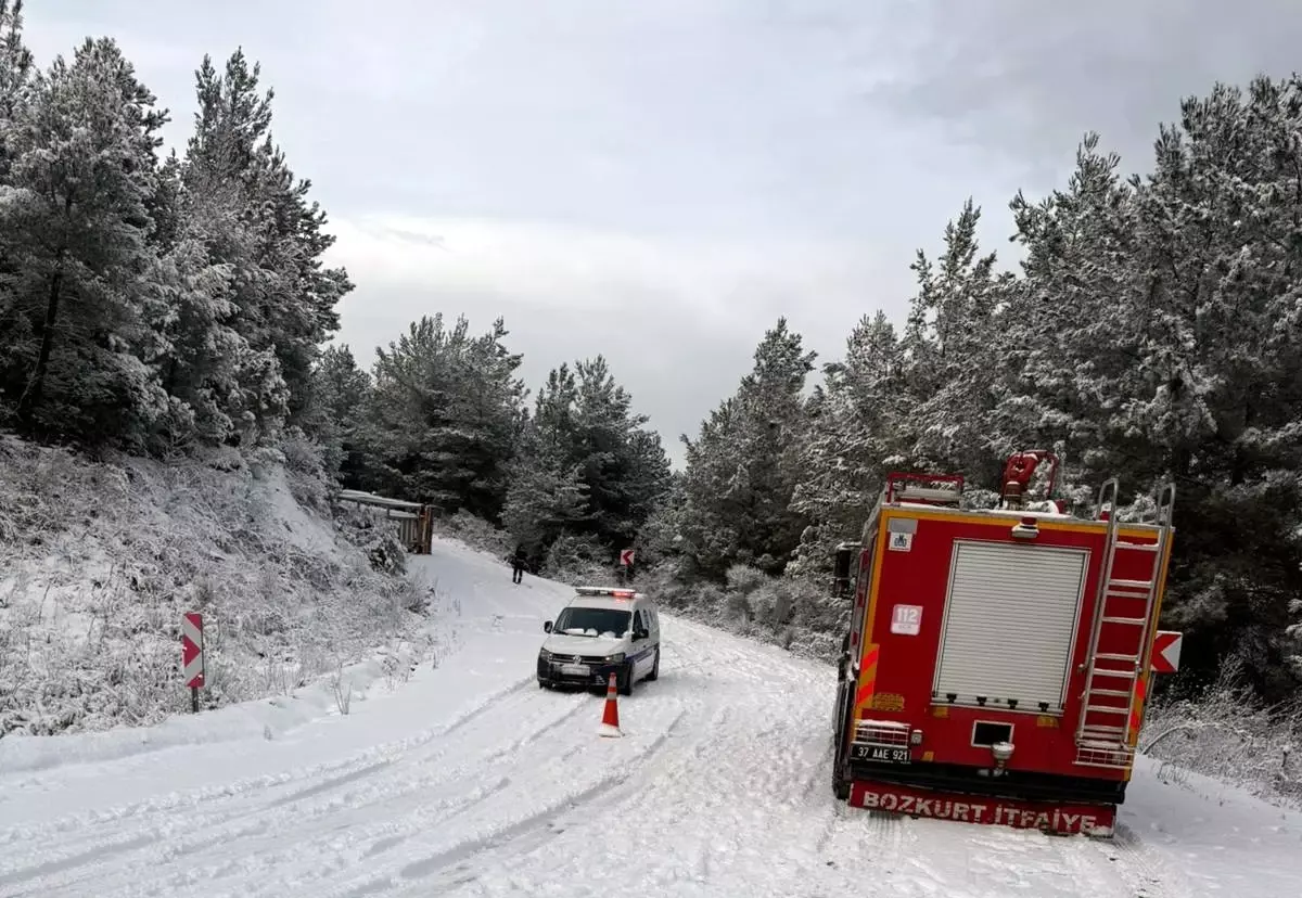 Bozkurt’ta Tır Devrildi