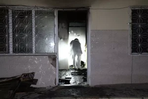 Buca’da Yangında Down Sendromlu Çocuk Hayatını Kaybetti