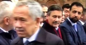 Bülent Arınç’ın sözleri ile gündeme oturan Melih Gökçek, Erdoğan’a sığındı