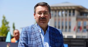 Bülent Arınç’tan Melih Gökçek’in uykusunu kaçıracak açıklamalar