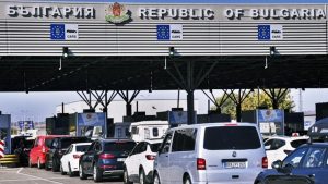 Bulgar gümrüğünde 150 bin euro değerinde altın yakalandı: Otobüsün plakası Türk çıktı