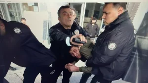 Bursa Büyükşehir Belediye Başkanı Bozbey’e saldırı girişimi! Şahıs tanıdık çıktı