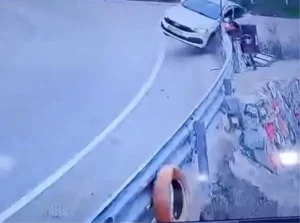 Bursa’da Sağanakla Kayganlaşan Yolda Kaza